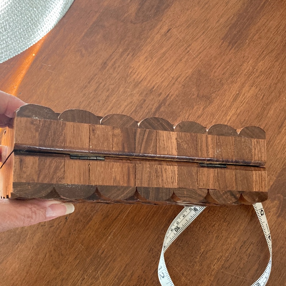 Unique Wooden Clutch w/detachable Chain strap - Picture 5 of 8